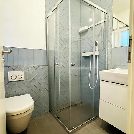 Garden לינה וארוחת בוקר